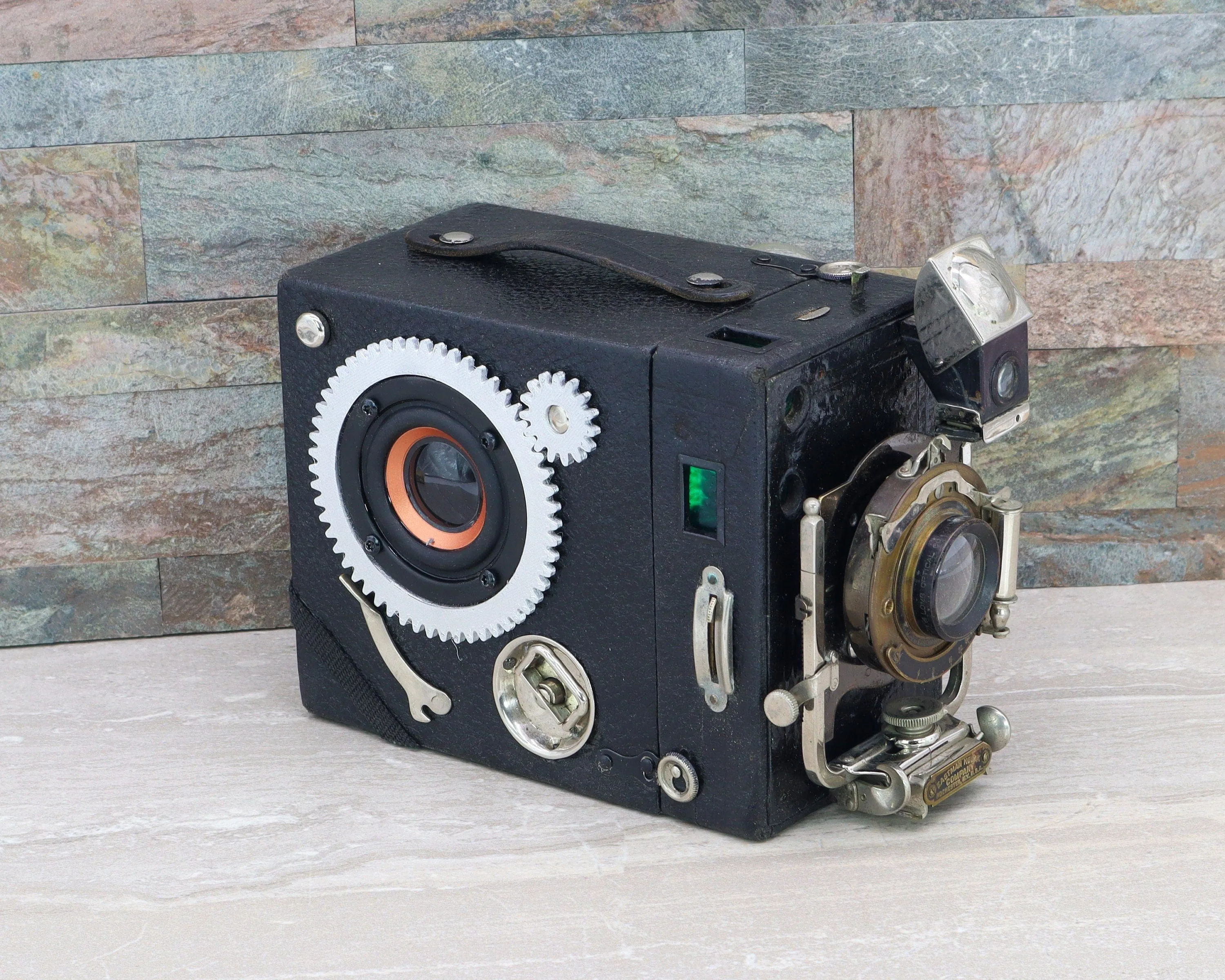 The Silver Explorer - Steampunk Bluetooth Speaker, Kodak Box Camera, Gifts for Geeks, Electronic Audio gadget, signed & numbered artwork